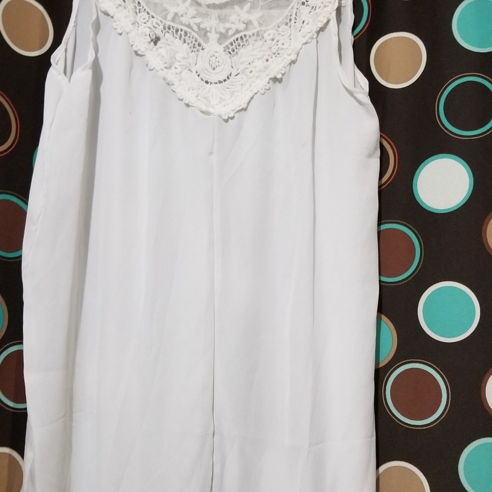 XL lace top